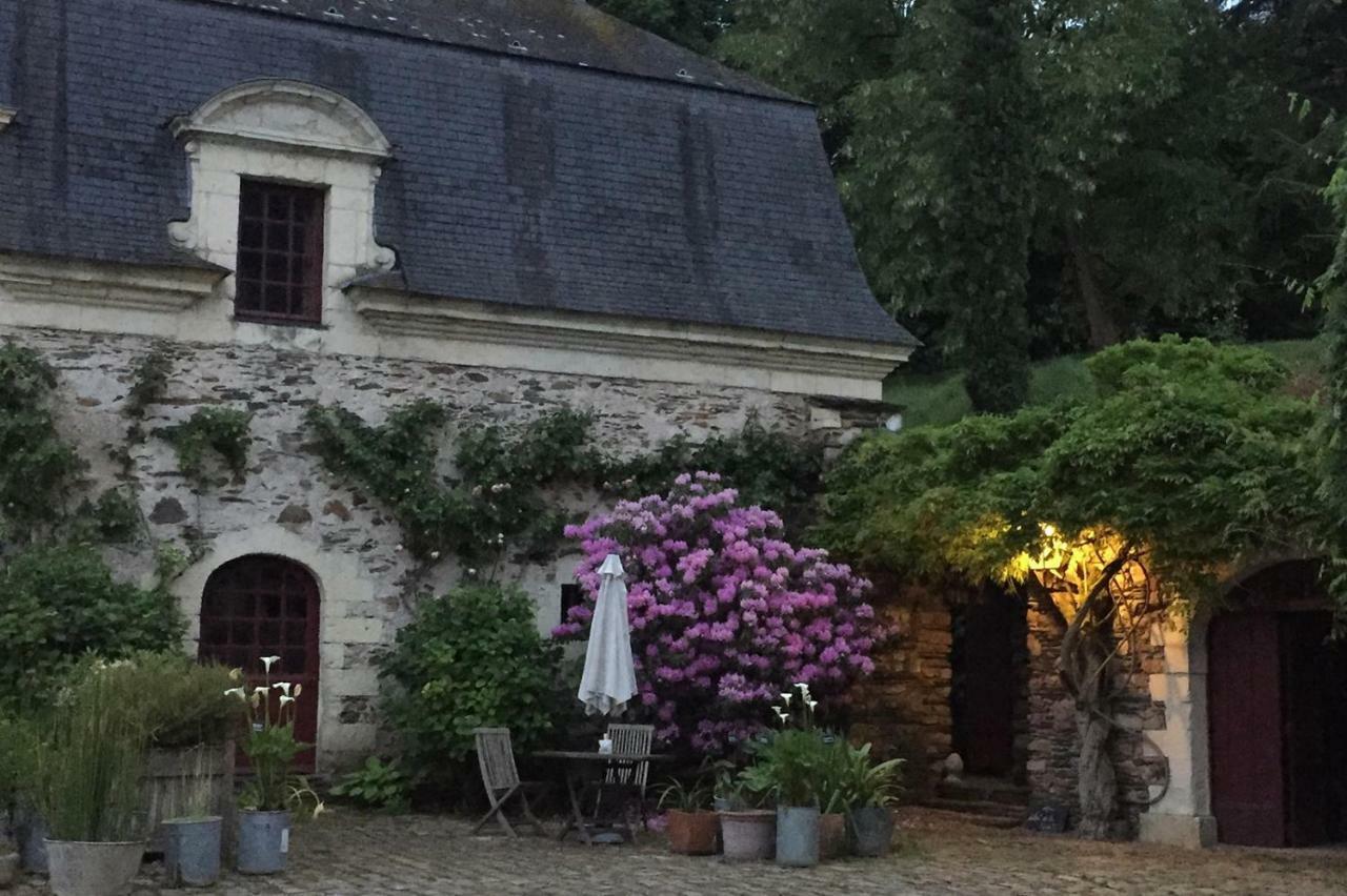 Manoir De La Groye Otel Saint-Saturnin-sur-Loire Dış mekan fotoğraf